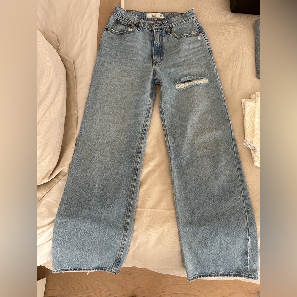 Abercrombie Light Wash Distressed Straight Leg Jeans
